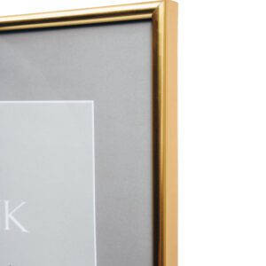 Skandinaavia stiilis postrid seinale