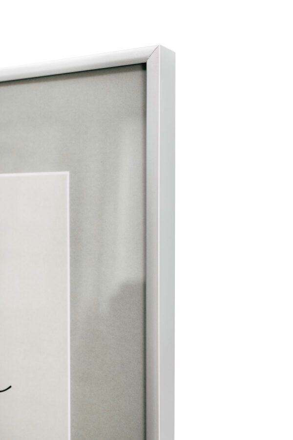 Alumiinium matt pildiraam seinale