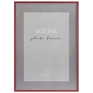 Punane puidust pildiraam